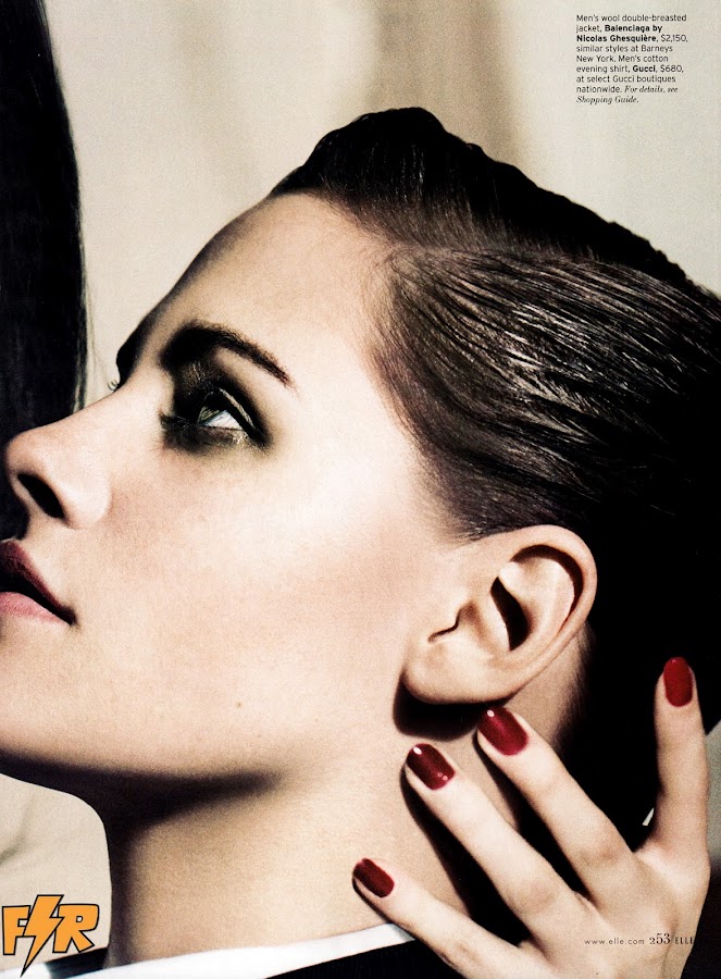 Kristen Stewart shows off her masculine side 