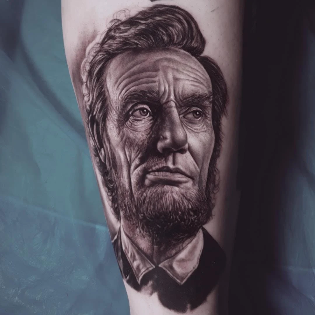 Tatuaje de Abraham Lincoln por Ralf Nonnweiler 