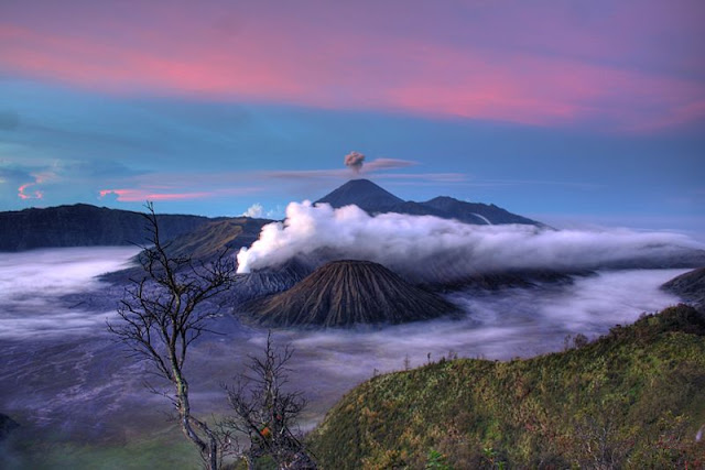 Daftar Gunung Tertinggi di Indonesia