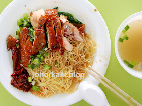 Hong-Kong-Soya-Sauce-Chicken-Noodle-Fatty-Ox-HK-Kitchen-Singapore-过桥面档