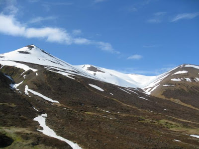 Islandia Negara Dengan Salju Terindah di Dunia