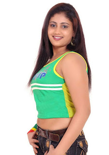 Amruthavalli-Navel-Show-In-Shorts