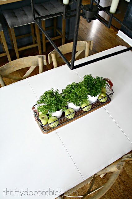 Easy greenery centerpiece for table