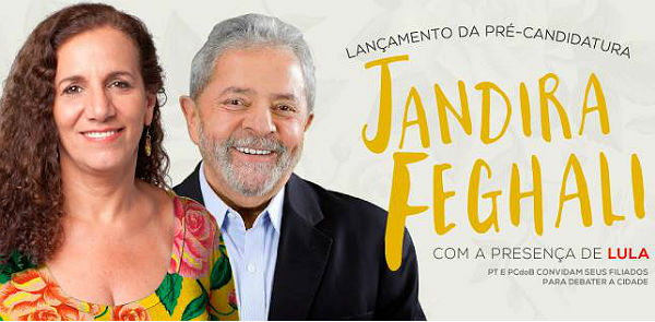 Amanhã, o ex-presidente Lula , os cantores Beth Carvalho, Tico Santa Cruz, Flávio Renegado, Leoni, e o prefeito de São Paulo,Fernando Haddad, além de políticos, artistas e intelectuais participam de um ato de pré-lançamento da candidatura de Jandira Feghali à Prefeitura do Rio de Janeiro, na Fundição Progresso, a partir das 18 horas.

Jandira, cuja combatividade não precisa ser descrita aqui, é um sopro de esperança numa cidade que já foi o “tambor político” do Brasil e que foi, progressivamente, rebaixando a qualidade de seus governantes, desde que César Maia montou um esquadrão deyuppies  que foi desaguar, já nas mãos de Sérgio Cabral, neste Eduardo Paes que  hoje, como bom oportunista, tenta se desvencilhar do desastre financeiro da administração de  seus antigos padrinhos, dizendo que as finanças municipais vão muito bem – e não vão – e que as obras olímpicas são todas da prefeitura, quando foram Lula e Dilma que deram todo o suporte financeiro que estas exigiram.