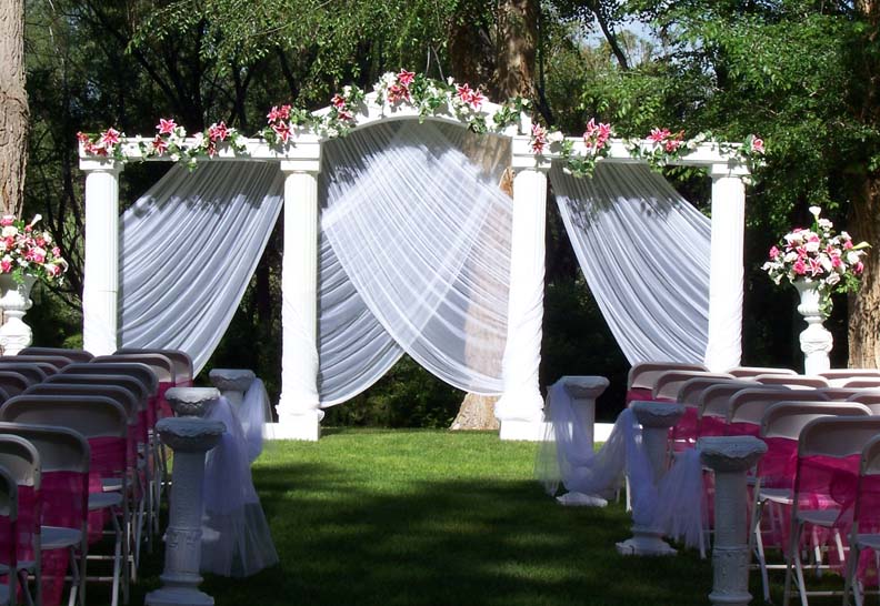 Outdoor wedding  decorations  for your inspiration 