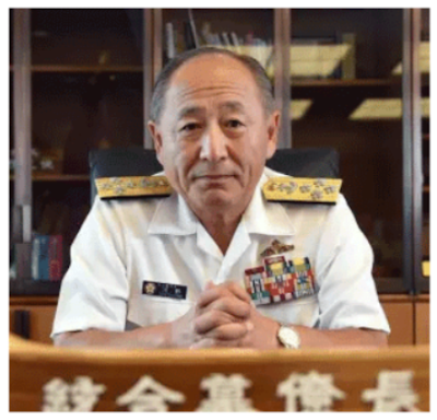 自衛隊制服組トップの河野克俊統合幕僚長は17日の記者会見で、韓国海軍の駆逐艦が海上自衛隊の哨戒機に火器管制レーダーを照射した問題を巡り韓国側の対応を批判した。