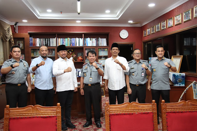 Pimpinan DPRD Kota Batam Terima Kunjungan Kepala Imigrasi Kelas I Khusus TPI Batam