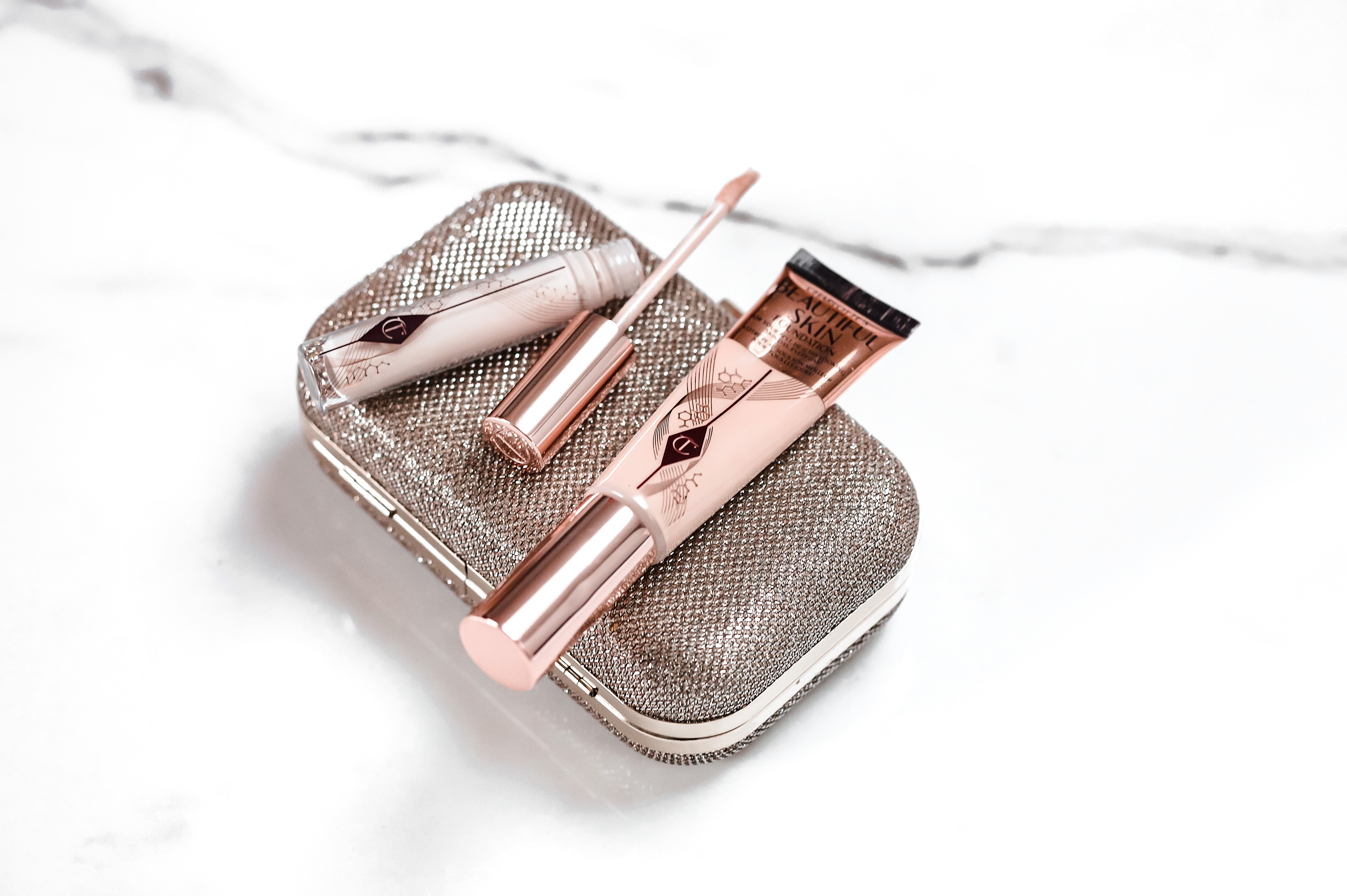 charlotte tilbury beautiful skin fond de teint