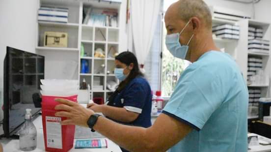 Gastaldi dijo que la vacuna "va a convivir con todas las medidas de prevención que tienen que estar vigentes"