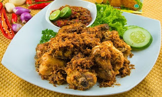 Ayam Goreng Serundeng Khas Tasikmalaya