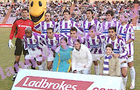 REAL VALLADOLID C. F. - Valladolid, España - Temporada 2005-06 - Bizarri, Óscar Sánchez, Pablo Casar, Iván Hernández, Llorente, Losada; Óscar Morales, Capdevila, Álvaro Antón, Sousa y Javier Baraja - REAL VALLADOLID 0, ALBACETE 1 (Cañas) - 04/02/2006 - Liga de 2ª División, jornada 23 - Valladolid, estadio Nuevo José Zorrilla - El Real Valladolid se clasificó 10º en la Liga de 2ª División en la temporada 2005-06, con Marcos Alonso de entrenador, sustituído luego por Alfredo Merino