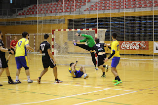 El CB Barakaldo gana 31-30 al Gure Auzune en Lasesarre