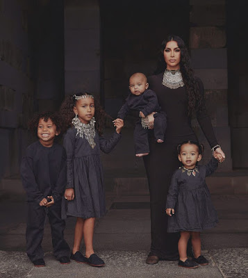 Photos of Kim Kardashian and her 4 kids 