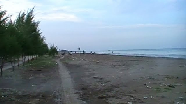 Wisata Pantai Blendung Pemalang