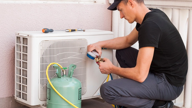 Điều hòa bị thiếu gas.