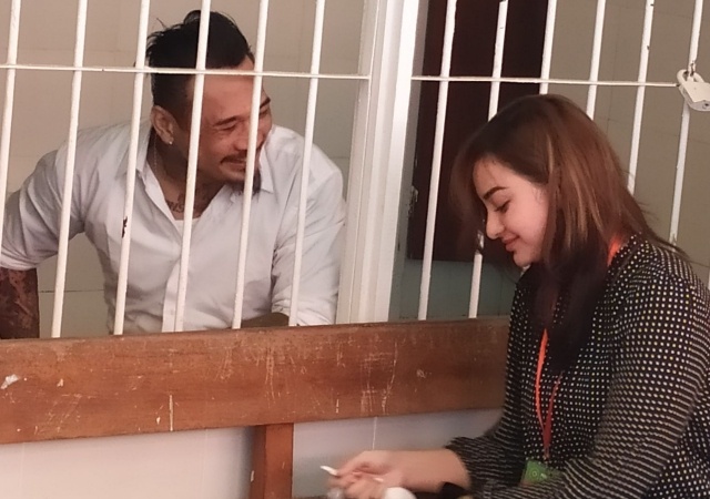 Emosi Dituntut 3 Tahun Penjara, Jerinx Tantang yang Ingin Penjarakan Dirinya Datang Ke Persidangan