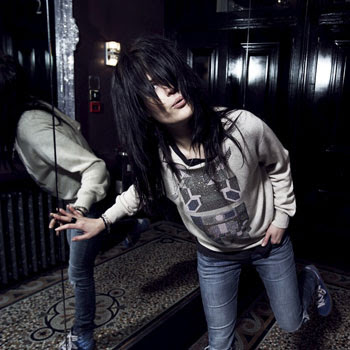 Photos courtesy of flickr Alison Mosshart by elvislocke Olivier Borde