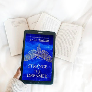 strange the dreamer by laini taylor