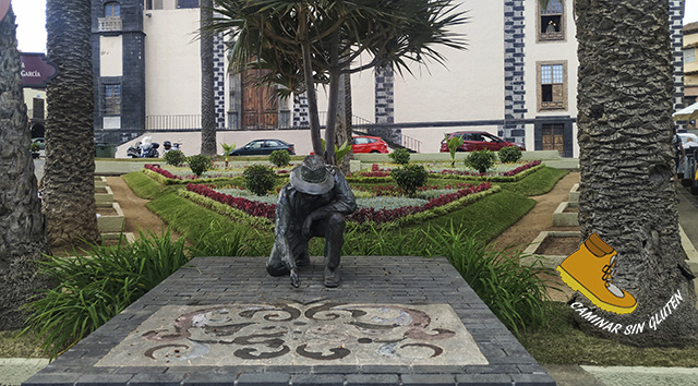 Monumento al alfombrista de La Orotava