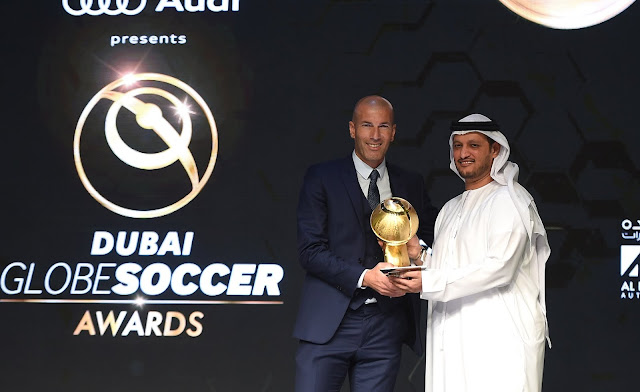 Ronaldo, Zidane, dan Real Madrid Borong Piala di Globe Soccer Awards 2017