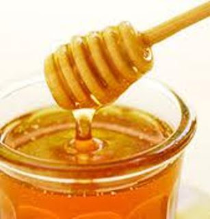 Cara menghilangkan bekas jerawat dengan madu
