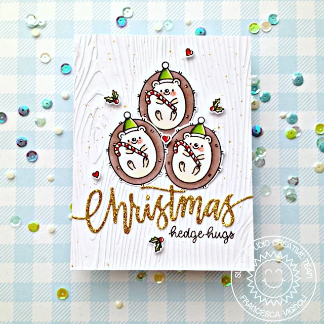 Sunny Studio Blog: Handmade Hedgehog Holiday Christmas Card by Franci Vignoli (using Hedgey Holiday Stamps, Christmas Garland Frame Die & Woodgrain Embossing Folder)