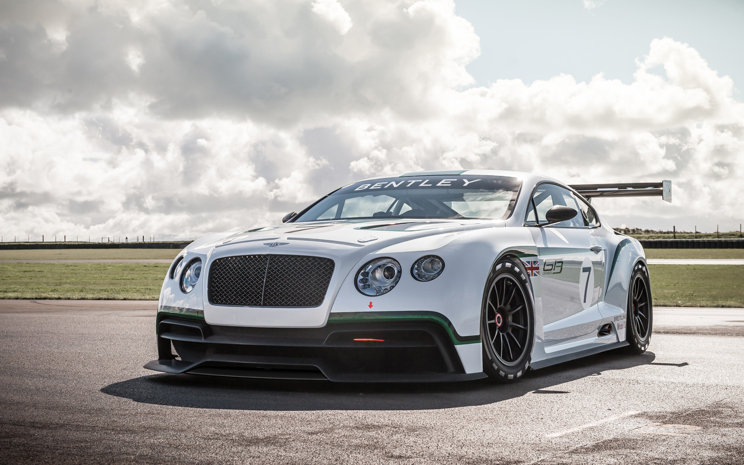 Bentley Continental GT3 Race Car  New cars reviews