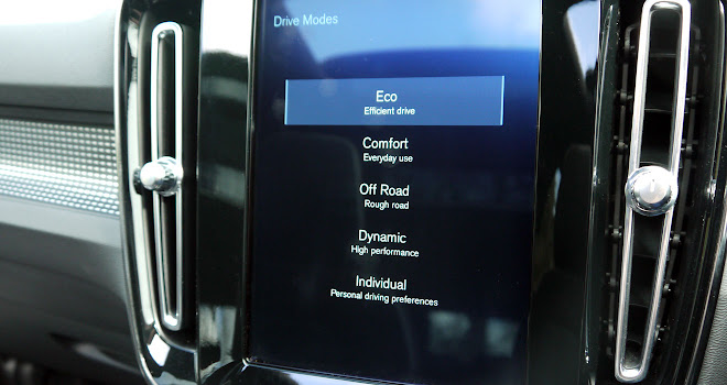 Volvo XC40 touchscreen