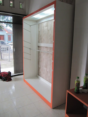 Etalase Display Toko Baju Muslim + Furniture Semarang