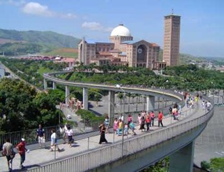 Basílica - O Santuário Nacional de Nossa Senhora Aparecida 2