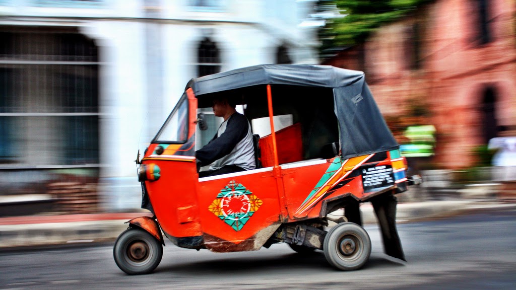 Gambar Transportasi Bajaj Alat Transportasi Beroda Tiga 