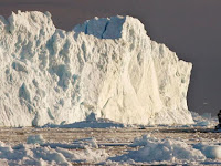 World’s Largest Iceberg breaks off in Antarctica.