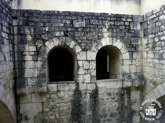 PROVINS (77) - Remparts médiévaux