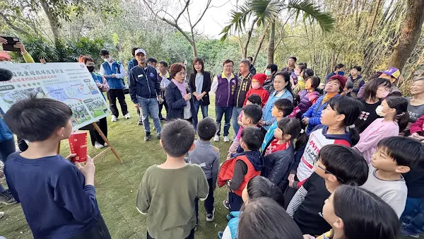 ▲彰化縣長王惠美表示，縣府持續針對各鄉鎮市盤點，陸續改善興建公園，希望孩子不只待在家裡玩手機，也可以出來曬曬太陽、流流汗，玩遊具，親子關係更加親密。（記者林明佑攝）
