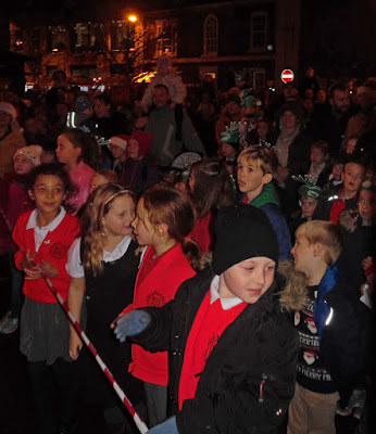 Brigg Christmas Lights switch on 2016, market, fair & late night shopping - picture 7 on Nigel Fisher's Brigg Blog