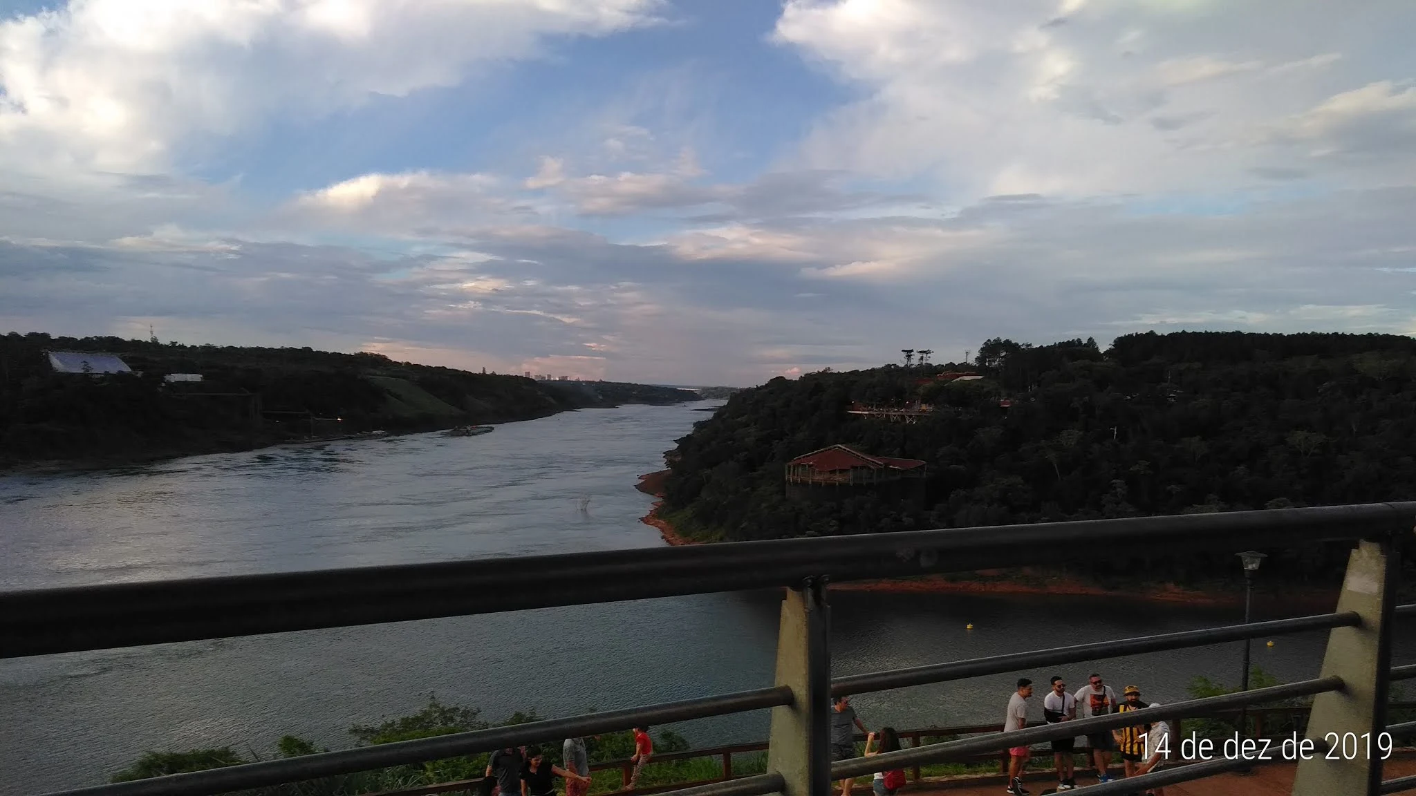 vista do paraguai do lado argentina foz do iguaçu