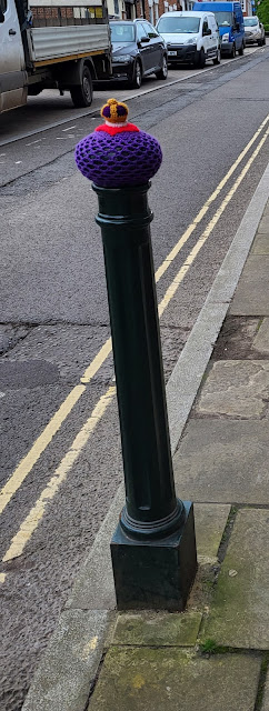 Bollard Crowns