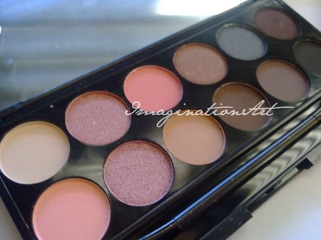 i-Divine_Sleek_Palette_Oh_so_special