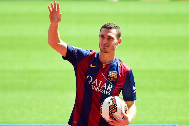 Berita Terkini | Agen Betting Online - Liverpool akan masuk dalam radar perburuan Thomas Vermaelen dari Barcelona. The Reds ini akan bersaing dengan West Ham untuk mendapatkan Bek Barca ini.   Thomas Vermaelen pernah bermain di Premier League bersama Arsenal selama lima tahun sebelum ia pindah ke Barcelona pada tahun 2015 dengan harga 15 juta pounds. Karrier nya makin meredup di Comp Nou.  dan pemain asal Belgia ini sering di landa cedera.