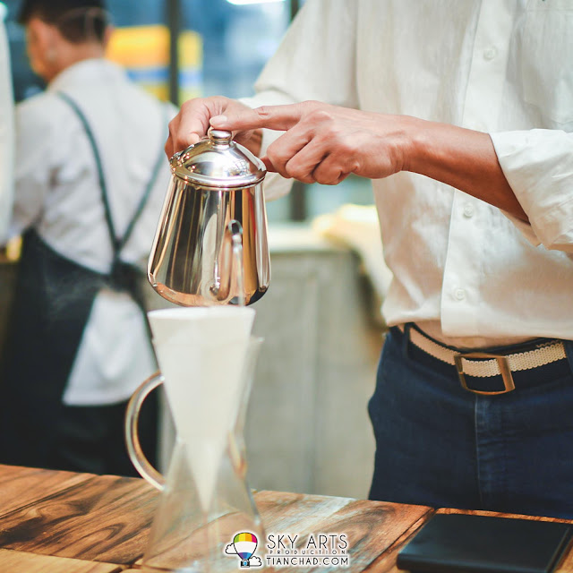 Coffee Brewing @ Le Pont Boulangerie et Café