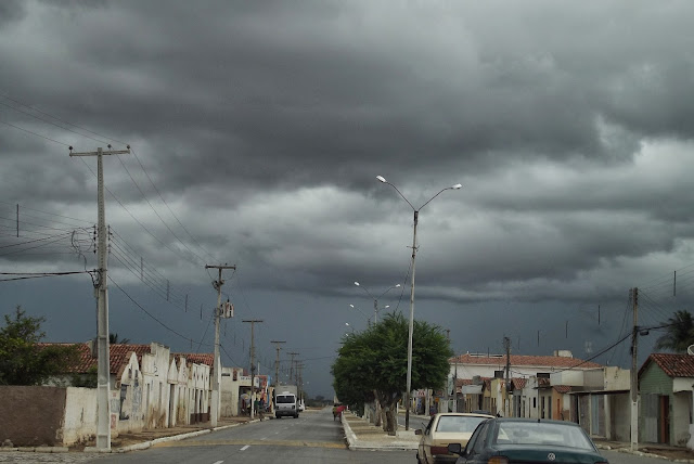 Resultado de imagem para imagens de JandaÃ­ra chuva