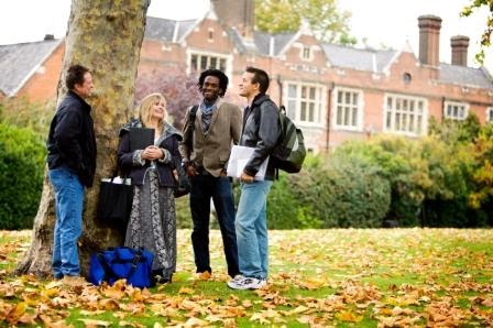 The Undergraduate: How to Meet People in College