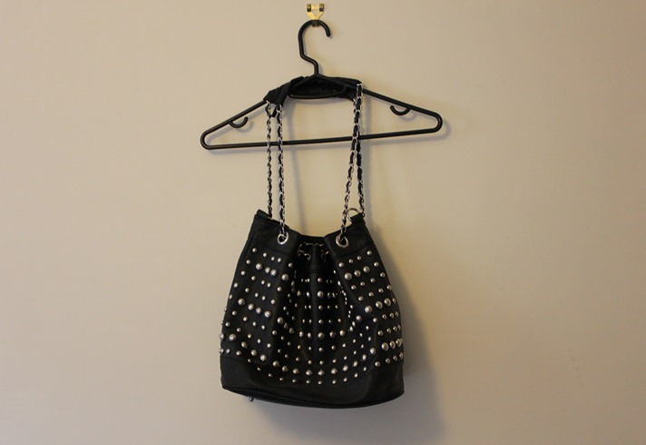 selling 036