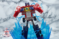 Transformers Missing Link C-01 Convoy 64