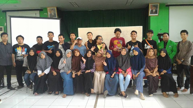 Foto Bersama Workshop Menulis