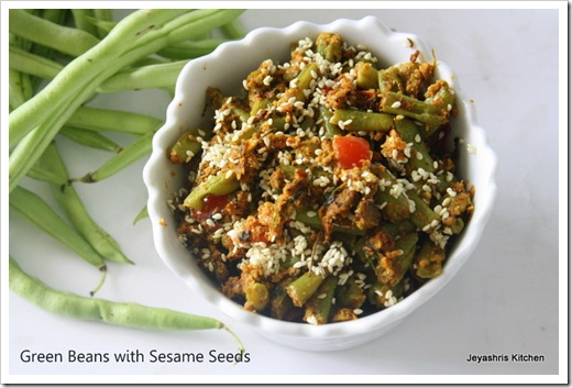 Beans curry with sesame seeds