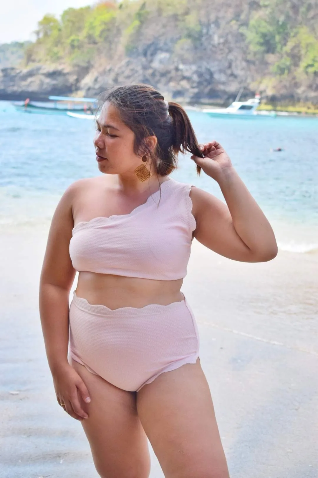 swimwear-for-chubby-ladies