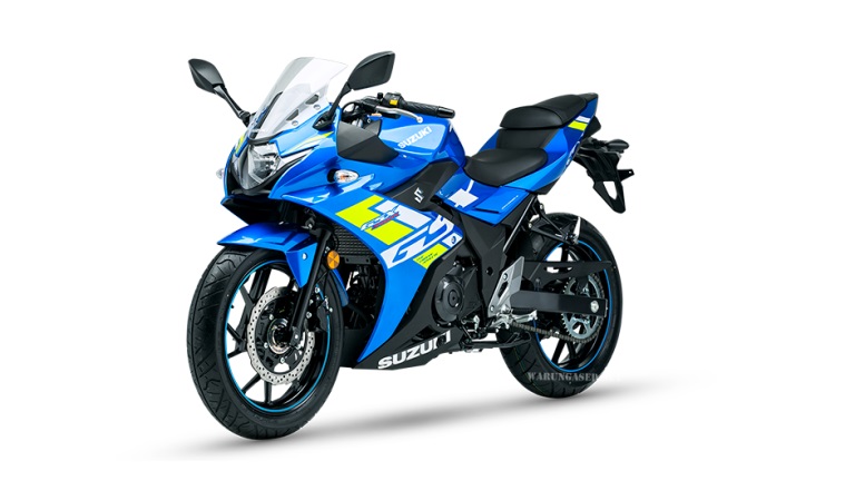 After we present you with new colorful photos of the 2023 Suzuki GSX-250R, a full-fledged sports bike exclusive to the Chinese market. About a few weeks ago, the latest Suzuki-Haojue The official manufacturer has revealed information and clear details of the bike outright.  The Suzuki GSX-250R has been produced since 2015 on the basis of the Haojue product GW250, which is said to be the basis for the entry-level Suzuki V-Strom 250 model that is available on the market. China and Japan with the use of a 2-cylinder engine, size 249.8 cc, 4-stroke, liquid-cooled SOHC The power of the new 2023 model will not change from the previous model. with a maximum power of 25 horsepower (PS) at 8,000 rpm, maximum torque of 23.4 Nm at 5,500 rpm.  On the new model year 2023, the headlights still use halogen incandescent headlights. but will come with a distinctive design Emphasizes the identity of the bike from the GSX family clearly. The front suspension is still standard Telescopic, while the bike has no ABS braking system. There is no Smart Key system, but it looks like the most modern. full digital display that remains the same as the first model that was released since 2015.  What seems to be the biggest update on the new model is the colour. as we have presented The new model will be colored to closely resemble the new GSX-1300R Hayabusa, with other colors available. An additional five colors will be available for purchase, one of which will be themed in the Ecstar Motogp colourway, the label's flagship race team that will withdraw at the end of the season.  The last point is the price of the 2023 Suzuki GSX-250R in China. Sold at a price of 26,680 yuan, or about 137,045 baht, which is the strength of this model that has it all. The Kawasaki Ninja 250 and Yamaha YZF-R3 will be the main competitors in the market.