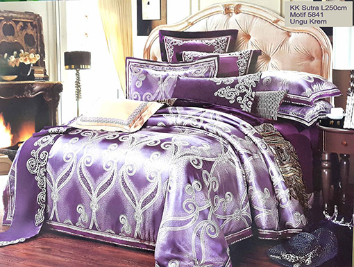 Sprei Kingkoil Sutra Motif Ungu Krem