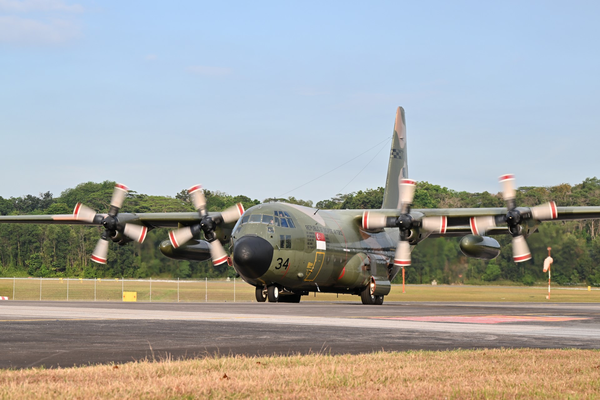 新加坡武裝部隊完成 C-130 飛機在加薩空投行動的部署